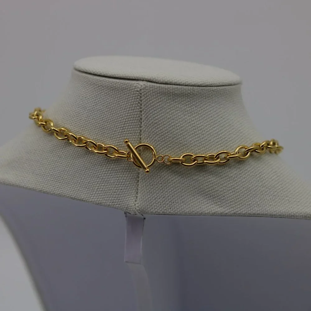 Louis Vuitton Gold Padlock & Key with Second-hand Necklace - Picture 6 of 7